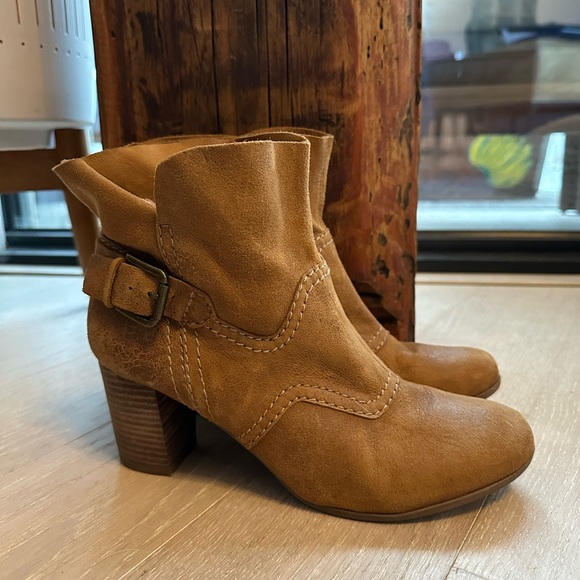 Nine West Booties - Picture 3 of 3